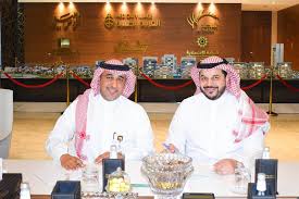 معلومات عن الأعياد و الأجازات و النتجعات و العقارات و الممتلكات ألي جانب التقارير المالية، وسوق الأسهم و الأستثمارات و البرصة، و يمكن أن نتطلع أيضا للمسرح و السينما و. Ø§Ù„Ø¨Ù„Ø§Ø¯ Ø§Ù„Ù…Ø§Ù„ÙŠØ© ØªØ·Ù„Ù‚ ØµÙ†Ø¯ÙˆÙ‚Ø§ Ø¨Ø­Ø¬Ù… 1 5 Ù…Ù„ÙŠØ§Ø± Ø¨Ø§Ù„ØªØ­Ø§Ù„Ù Ù…Ø¹ ØªØ·ÙˆÙŠØ± Ø§Ù„Ù‚Ø§Ø¨Ø¶Ø©