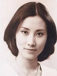 Wang Mingquan: A rough love road, 74-year-old childless, spoiled as a  princess by her husband