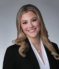 Samantha Favela's Instagram, Twitter & Facebook