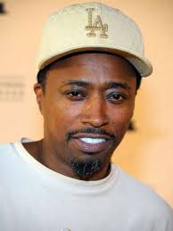 He is best known for portraying eddie sherman in the sitcom malcolm & eddie, the title character in the 2002 comedy film undercover brother, and tiberius jefferson t.j. hicks in deuce bigalow: Compare Eddie Griffin S Height Weight With Other Celebs