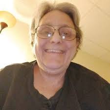 Diane Tierney's Instagram, Twitter & Facebook