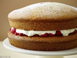 This is the traditional recipe for a victoria sponge cake, a much loved english favourite. Food Special Victoria Sponge Daily Mail Online