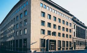 Visit this page for all services at this location and more! Stammhaus Von Sal Oppenheim Wechselt Den Besitzer