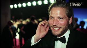 Sebastian ströbel luise bähr martin gruber markus brandl stefanie von poser robert lohr ferdinand seebacher: Bergretter Sebastian Strobel Im Interview Youtube