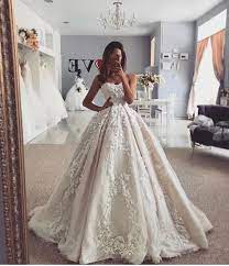 Luxebrideguide Luxebrideguide Instagram Photos And Videos There S Nothing Like A B Ball Gowns Wedding Floral Bridesmaid Dresses Ball Gown Wedding Dress