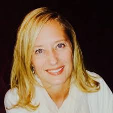 Deidre Lake's Instagram, Twitter & Facebook