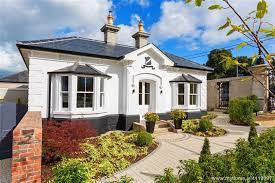 The accommodation is just 1 km from the recreated jameson distillery bow st. The Gate Lodge Knockrabo Goatstown Dublin 14 Dng New Homes Dng Residential Property For Sale Residential