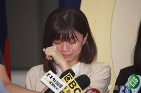 See more of 黃郁芬 台北市議員 on facebook. é»¨ç›´æˆªäº†ç•¶å¸Œæœ›æˆ'å€'é›¢é–‹ æž—ç©Žå­Ÿ é»ƒéƒèŠ¬è²æ·šä¿±ä¸‹ ä¸å¯¦å ±å°Žæ˜¯æœ€å¾Œä¸€æ ¹ç¨»è‰ é¢¨å‚³åª'