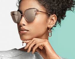 Professionel Projects :: Photos, videos, logos, illustrations and branding  :: Behance