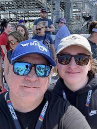 Darr Seay's Instagram, Twitter & Facebook