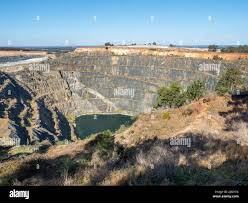 Lithium mine Banque d'image et photos - Alamy
