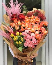 22 awesome big rose bouquets. Big Bouquet Lovely One Silhouette Flowers Gifts Facebook