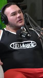 Derrick Munford's Instagram, Twitter & Facebook