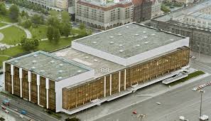 W roku 2008 wstrzymano odbudowę pałacu saskiego. Palac Saski Jak Zamek W Berlinie Dzieje Odbudowy Jednego Z Symboli Stolicy Niemiec Historia Polskieradio Pl