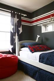 The Yellow Cape Cod No Sew Diy Star Drapes Tutorial Boys Bedrooms Teenager Bedroom Boy Boy Bedroom Design