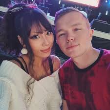 Can I buy a bike in Japan with IDP and SOFA status?