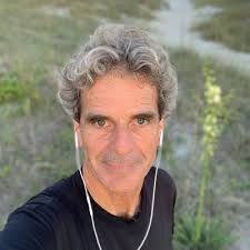 100 Ultra 4 Kids (2021)