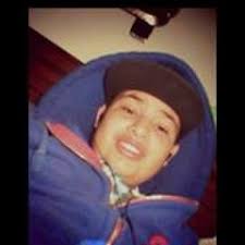 Stream Ronaldo Reyes 4 music