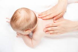 Viele bewegungen sind unkoordiniert oder durch reflexe gesteuert (z.b. Was Kann Mein Baby Wann Die Entwicklung In Den Ersten 3 Monaten Babyartikel De Magazin