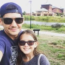 soooOOOO much happened dis year but atleast im not pregnant 😂