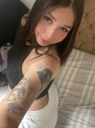 Curvy webcam in sexy lingerie - live XXX chat