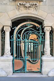 Les Plus Belles Portes A Decouvrir Dans Les Rues De Paris Architecture Art Nouveau Art Parisien Art Nouveau