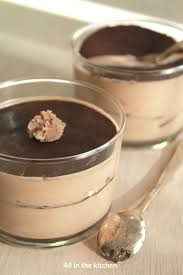 Mousse De Marron Feuilletee Au Chocolat All In The Kitchen Etc Mousse De Marron Gateaux Et Desserts Recette Dessert