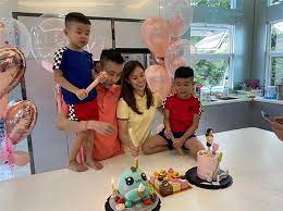 National badminton player datuk lee chong wei and his wife welcomed their second child on thursday. Lee Chong Wei Shares A Heartwarming Message As He Celebrates Wife Wong Mew Choo S Birthday Badmintonplanet Com