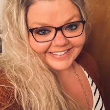 Ashley Cothron's Instagram, Twitter & Facebook