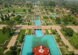 Mughal Garden I Love My India Garden Images Holiday Tours Beautiful Gardens