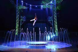 Plunge into o, the original water show from cirque du soleil at the bellagio. The Water Circus Is Coming To Town Huffpost