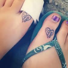 Demi lovato has been through a lot since starting their career at 7 years old. 25 Stylish Cute Matching Tattoos For Couples Styles At Life