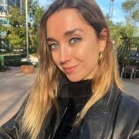 500+ perfiles de «Anna Perez Perez»