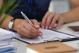 Jenis surat ini juga beranekaragam seperti surat keputusan, undangan dan lain sebagainya. Pengertian Surat Undangan Dan Bagian Bagiannya Suratresmi Com