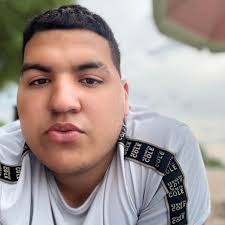 Camper a la venta en Rincón a pasos de la 🏖️ playa. Más info al  787.673.5367.