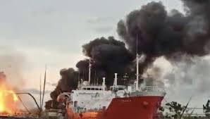 Borhat pe au inang da sian huta i. Kapal Terbakar Dan Meledak Di Samarinda Milik Anggota Dpr Rudy Mas Ud Bagian 2