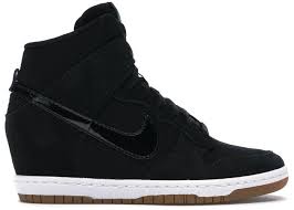We use research based approaches to minimize stress, and maximize fun. Nike Dunk Sky Hi Black Gum W 644877 011