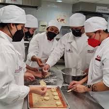 William Loux's Instagram, Twitter & Facebook