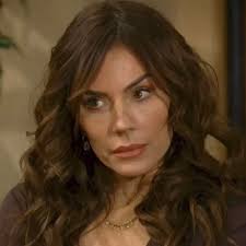 Why does everyone keep saying Hope and Thomas are going to Rome together? A  few other people are going too! On another note, now y'all heard it  straight from the horse"s mouth,