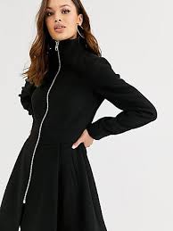 On a toutes sortes de styles de robes à la mode, de manteaux, de vêtements de plein air, de pantalons, de. Manteaux Asos Femmes Maintenant Jusqu A 70 Stylight