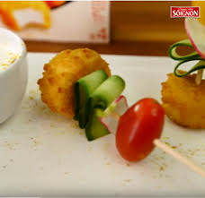 Brochette De Chevre Chaud Pane A La Creme Aux Herbes Soignon Recette Chevre Chaud Brochette Panais