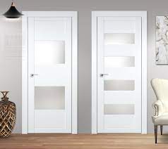 Mastercraft® slab doors are a good choice for existing door frames that are still in good condition. White Interior Doors Minimalistisch Flur New York Von Doors And Beyond Houzz