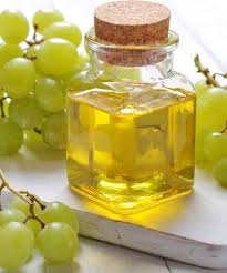 8 Amazing Benefits Of Grapefruit Oil The Whole And Soul Cleanser Home Remedies For Skin Evening Primrose Oil Healthy Glowing Skin