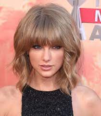 Fashion model with a smokey makeup. 50 Classy Short Blonde Hairstyles To Look Special 2021
