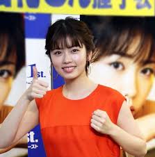 ザテレビジョン芸能ニュース 女優の小芝風花が7月7日にオフィシャルinstagramを更新 自身 小芝風花 ニュース ラッパー