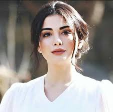 Aya Baker (ayabakeraya)