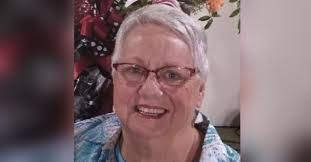 Diane Prado's Instagram, Twitter & Facebook