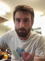 Earl Smith Undepeteable Video