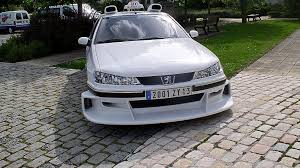 Der 406 begleitet uns nun schon mehr als 5 jahre und hat bis heute keine nennenswerten macken. Peugeot 406 Taxi Dieser 406 Hangte 500 E Und Lancer Evo Ab Autobild De