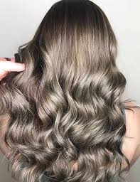 Simply put, highlights lighten hair with strands of a lighter color while lowlights add dimension with strands of darker color. Difference Between Highlights And Lowlights